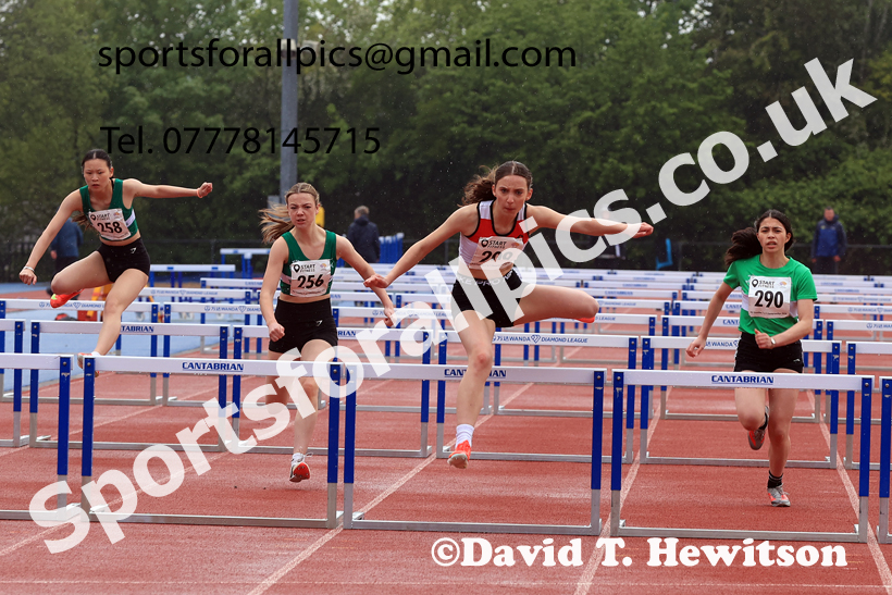 Hurdles, 2026 North Eastern Track and Field Champs, Shildon, County Durham. Photo: David T. Hewitson/Sports for All Pics